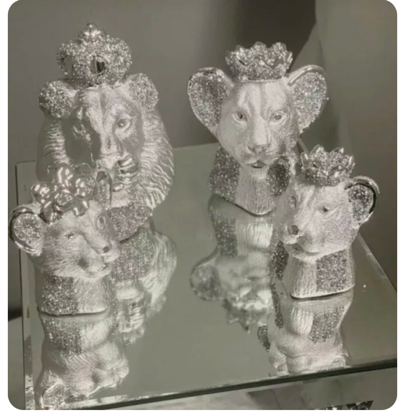 Bling Lion Family