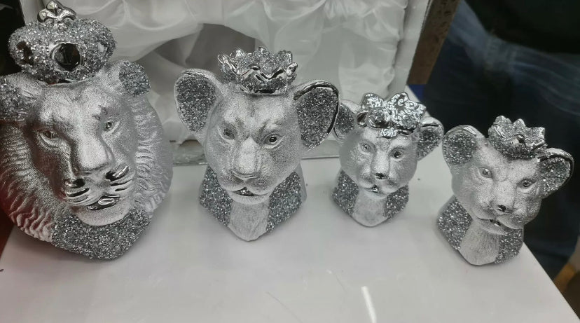 Bling Lion Family