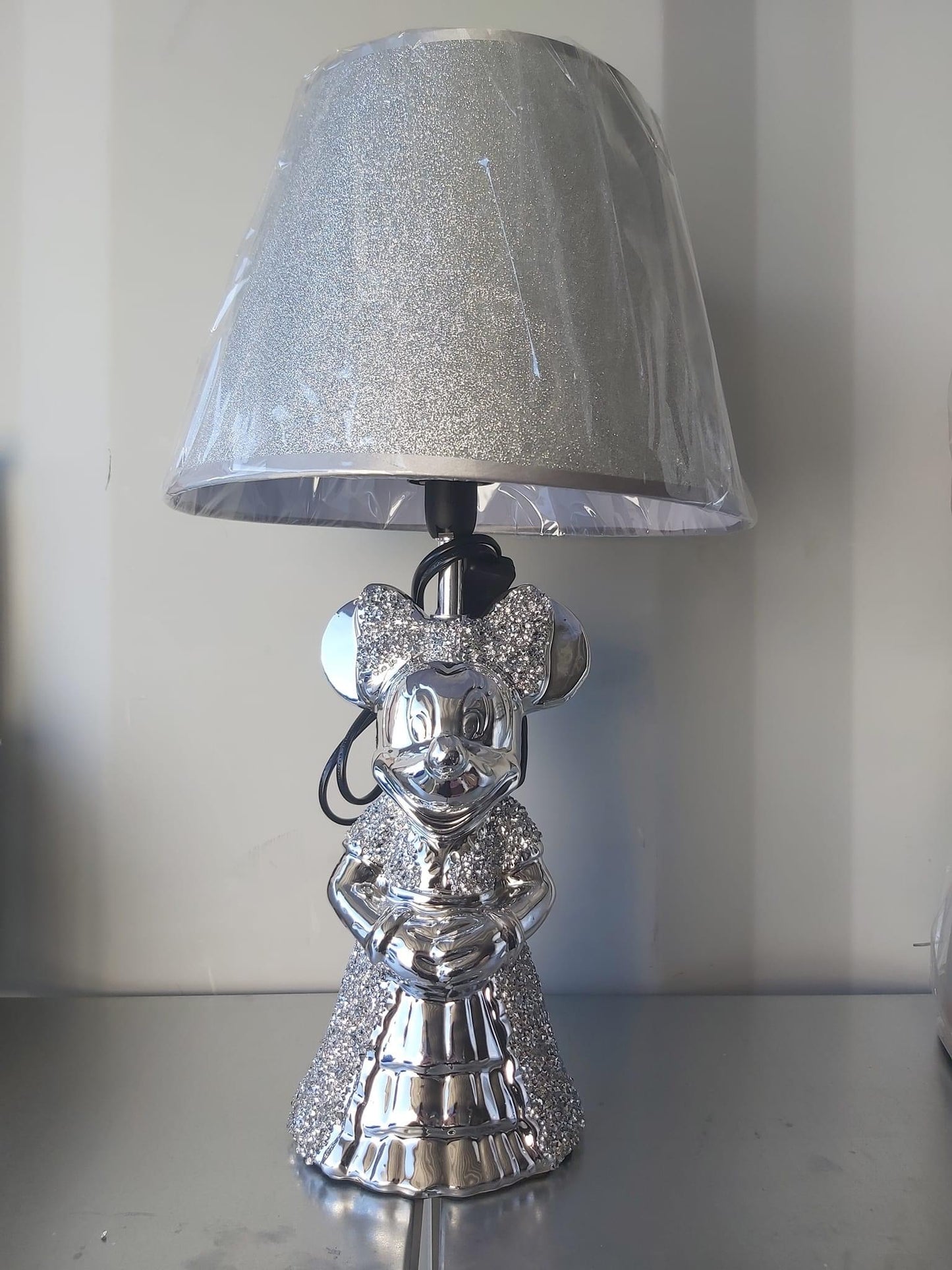 Minnie Mouse lamp