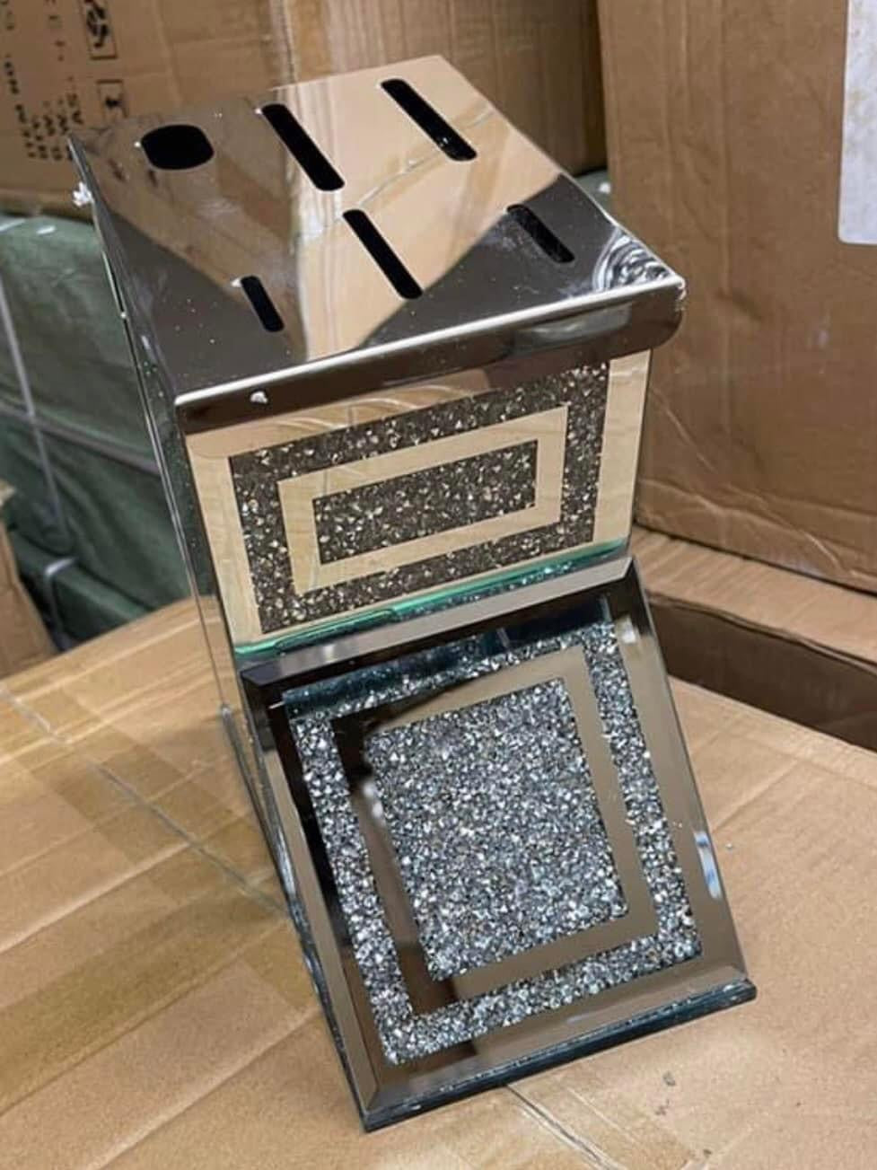 Crushed knife block