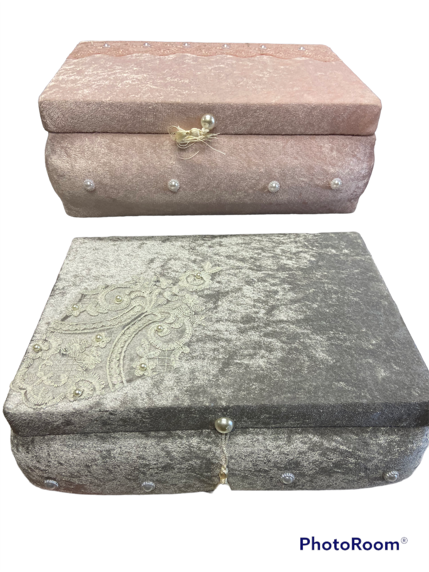 Luxury boxed towels Grey box